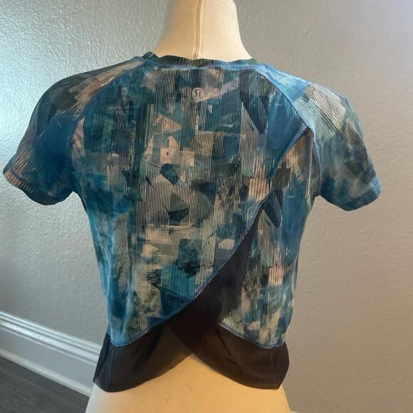 Lululemon Top - Picture 3 of 6